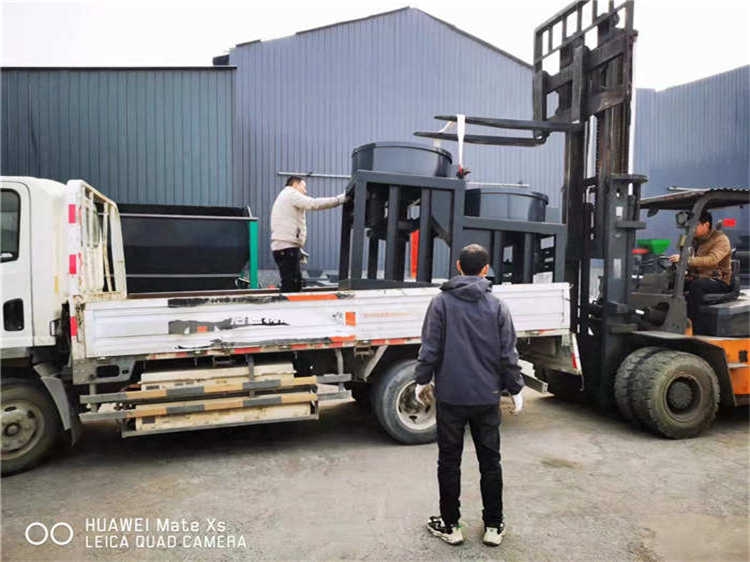 ̼���}��ʹ�ÈA�P�����C(j��)�l(f��)؛�F(xi��n)��