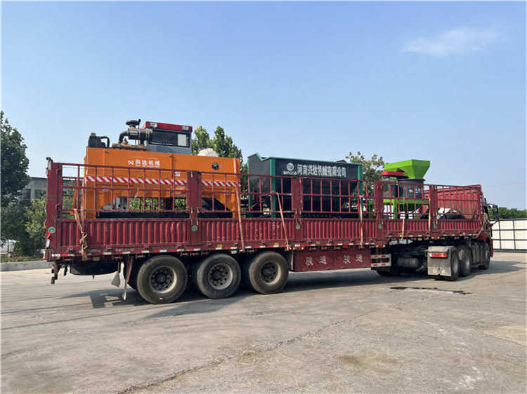 ���҃Ȱl�͸����O���Ď������C�͑����ưl؛