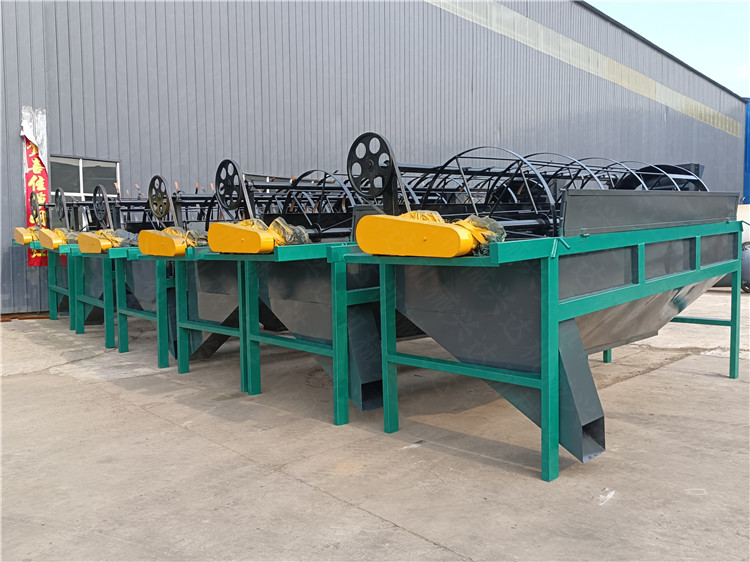 �ЙC�ʳ�Ʒ�Y�x�O�䣬С�����a�����םLͲ�Y�֙C���u�S��S�x�ϙC